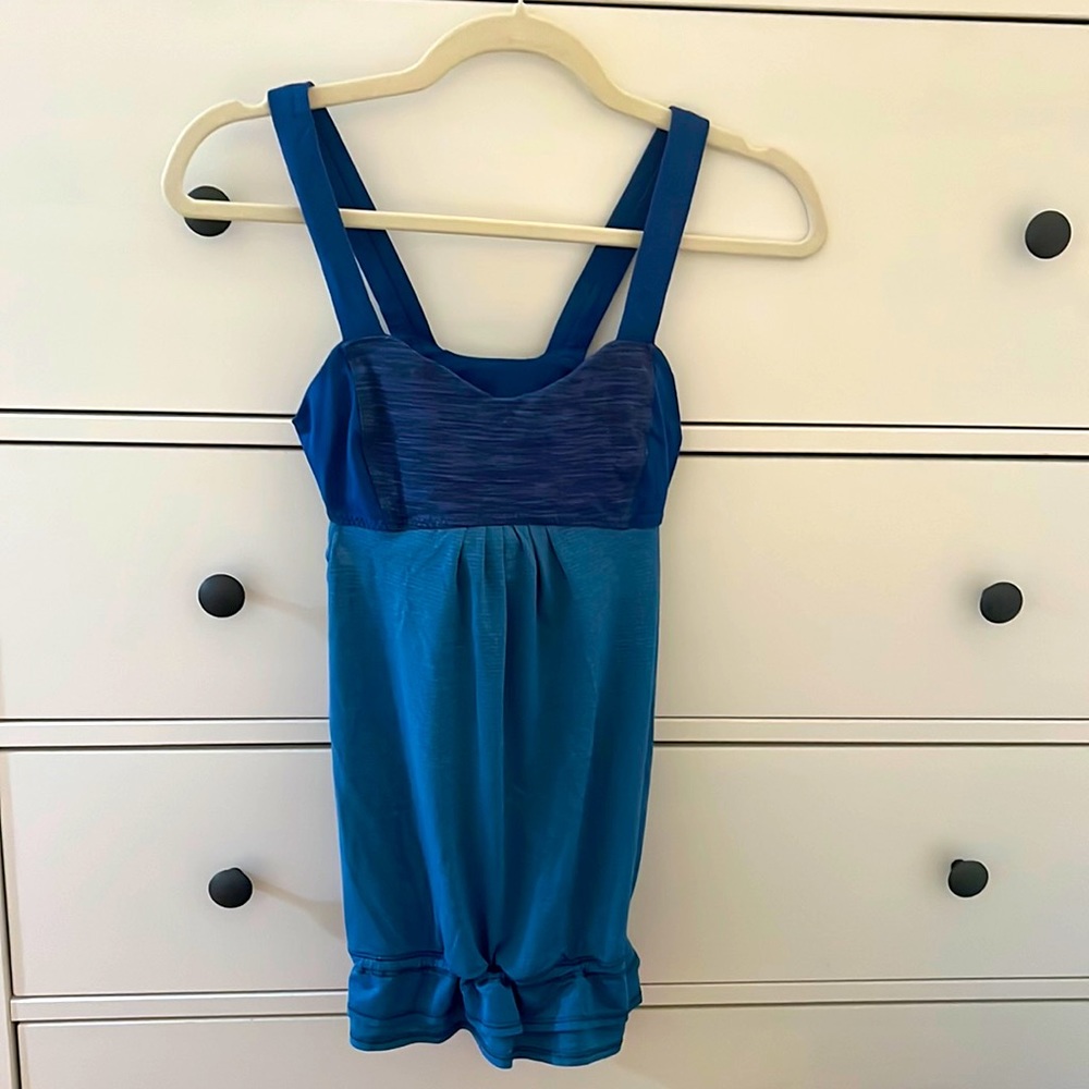 Lululemon tank top